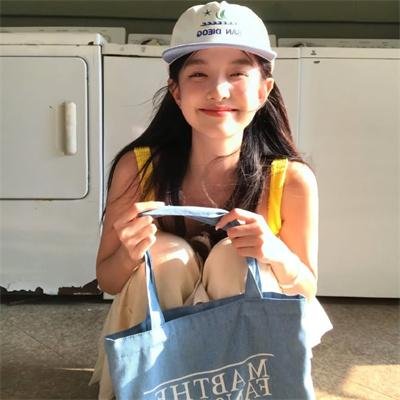 与彩云相遇2023